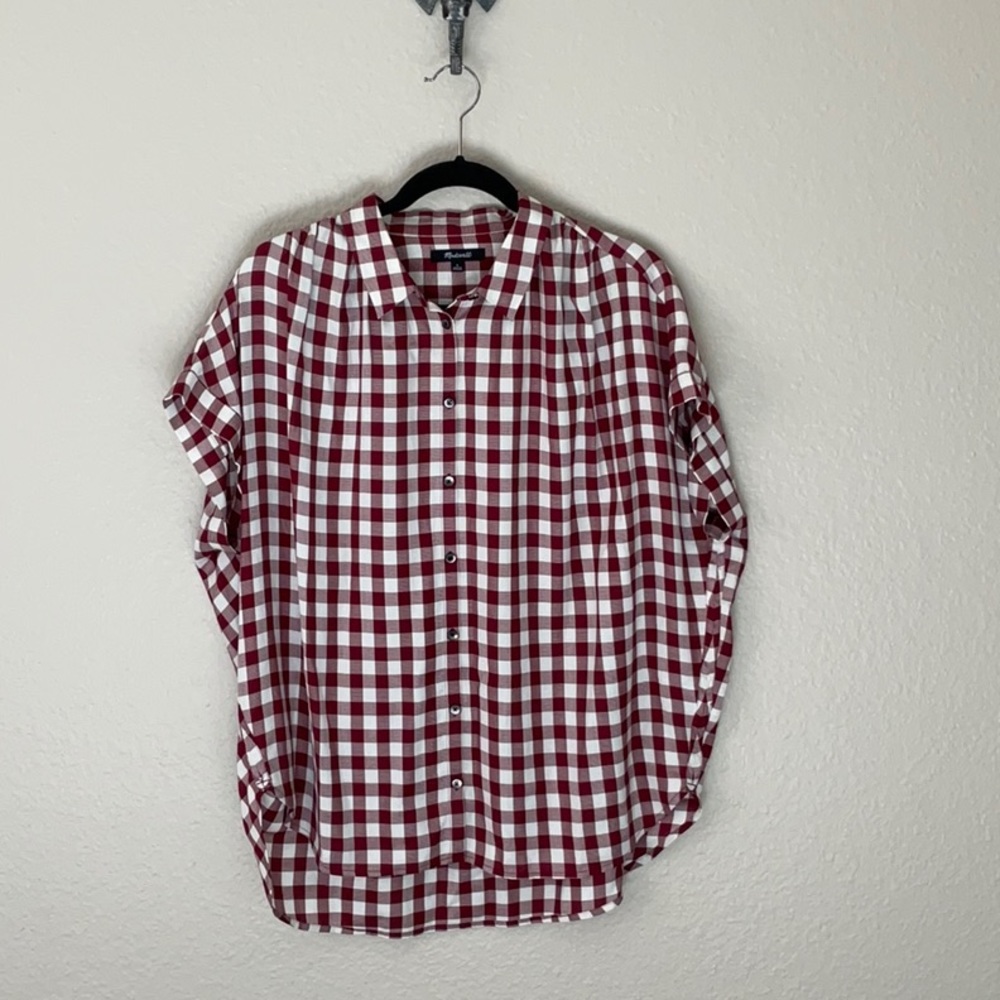 ❤️🤍Madewell The Central Red and White Short Sleeve Button Down. 🤍❤️Size Large